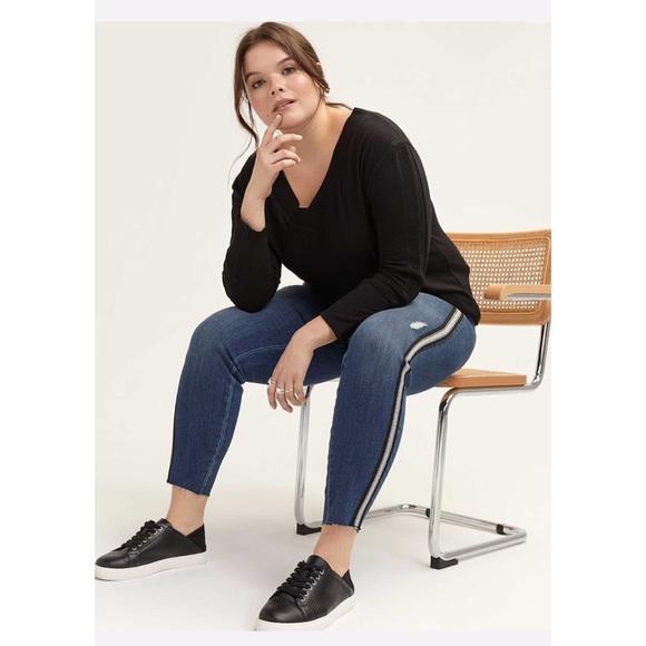 Love & Legend Denim - Love & Legend Side Tape Skinny Jeans Distressed